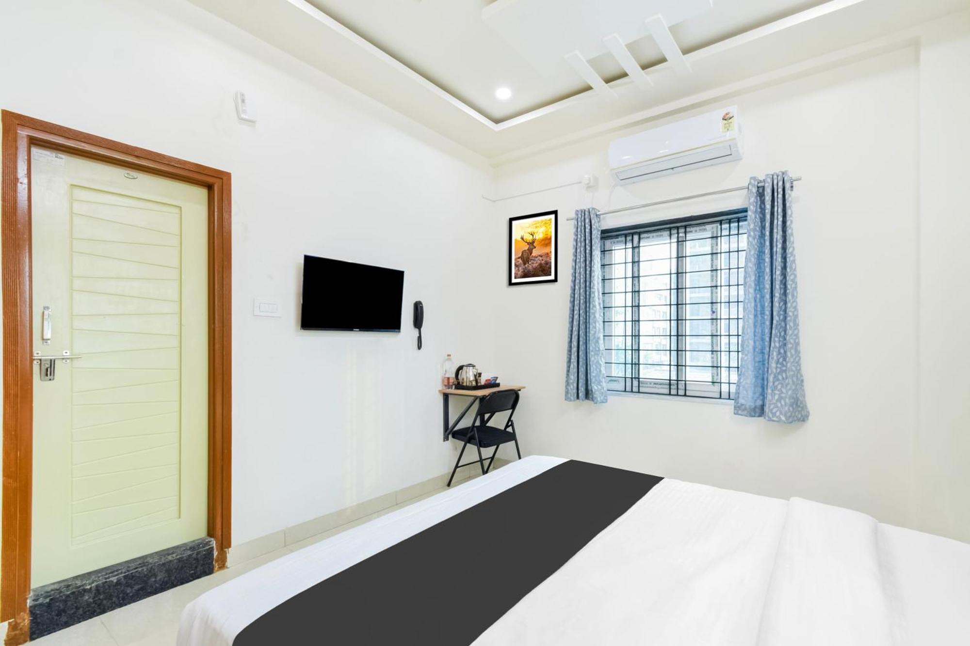 Super Townhouse Kokapet Formerly Aarian Tej Nilayam Gundipet Exterior foto